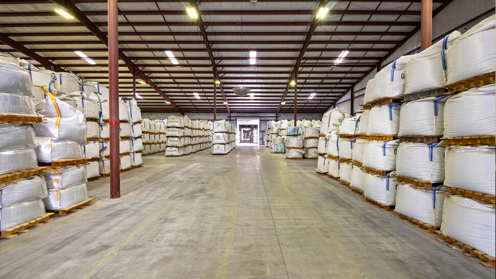 Склади якісних мінеральних добрив Ін Форс Кемікал